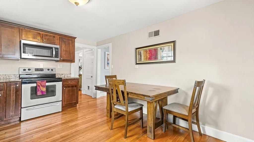 Photo of 2 Johnson Ave
