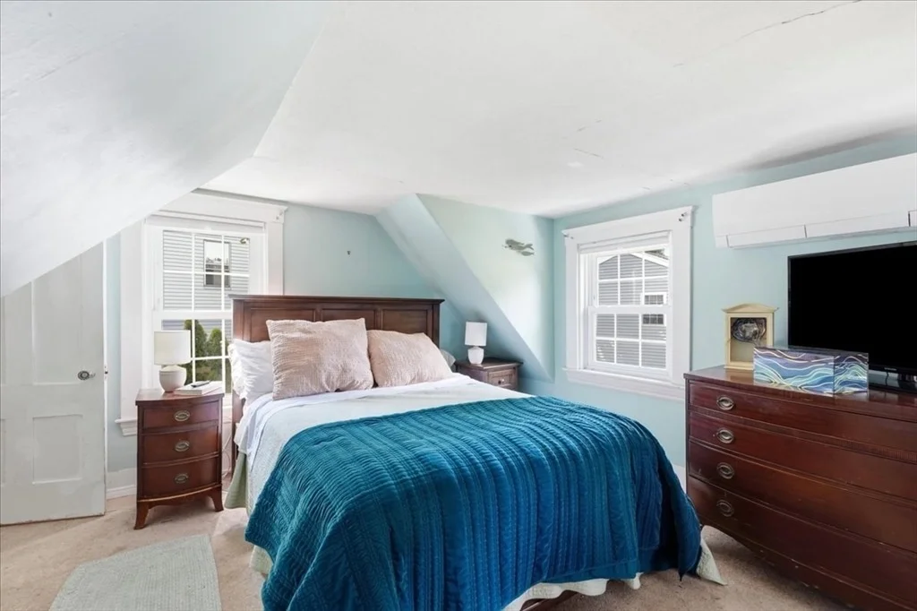 Photo of 113 Temple St