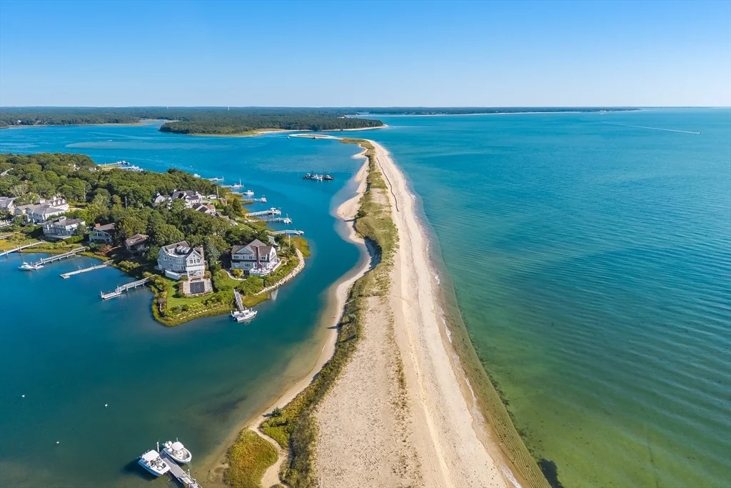 Photo of 35 Shore Dr