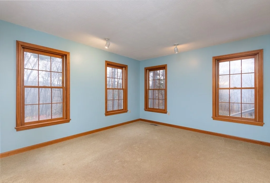 Photo of 170 Bridge St