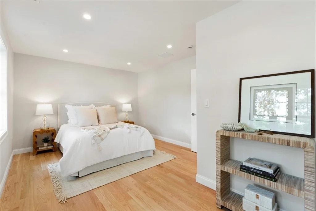 Photo of 6 Longbow Rd
