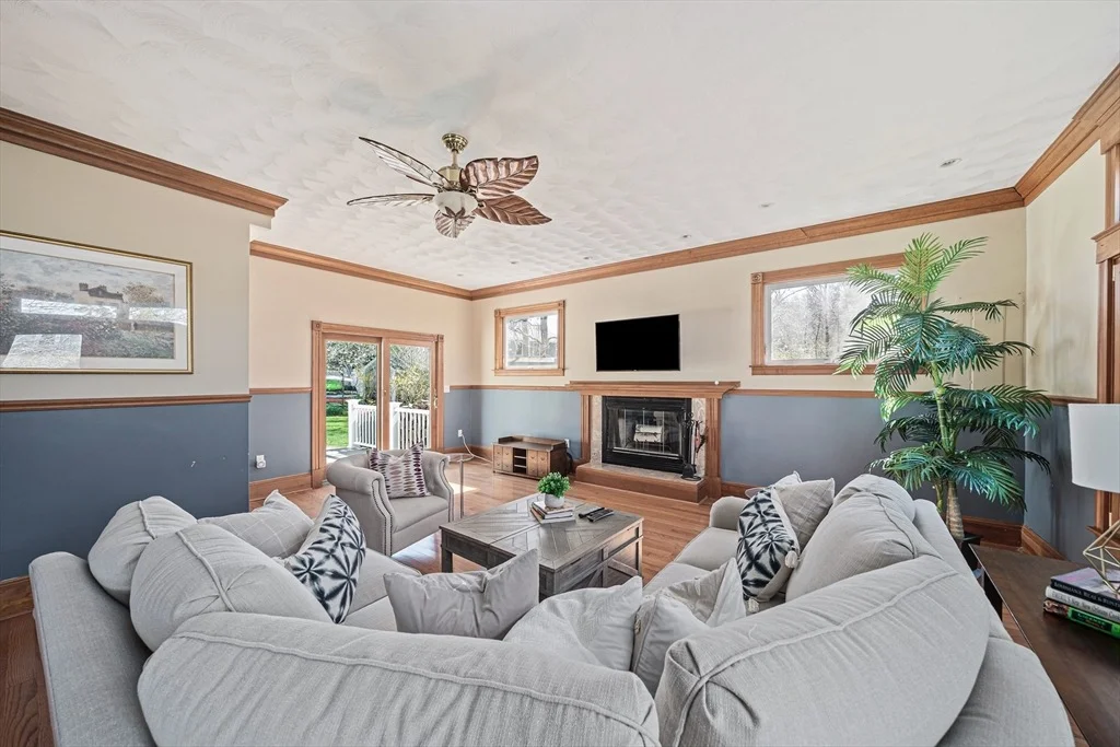 Photo of 53 Shore Dr