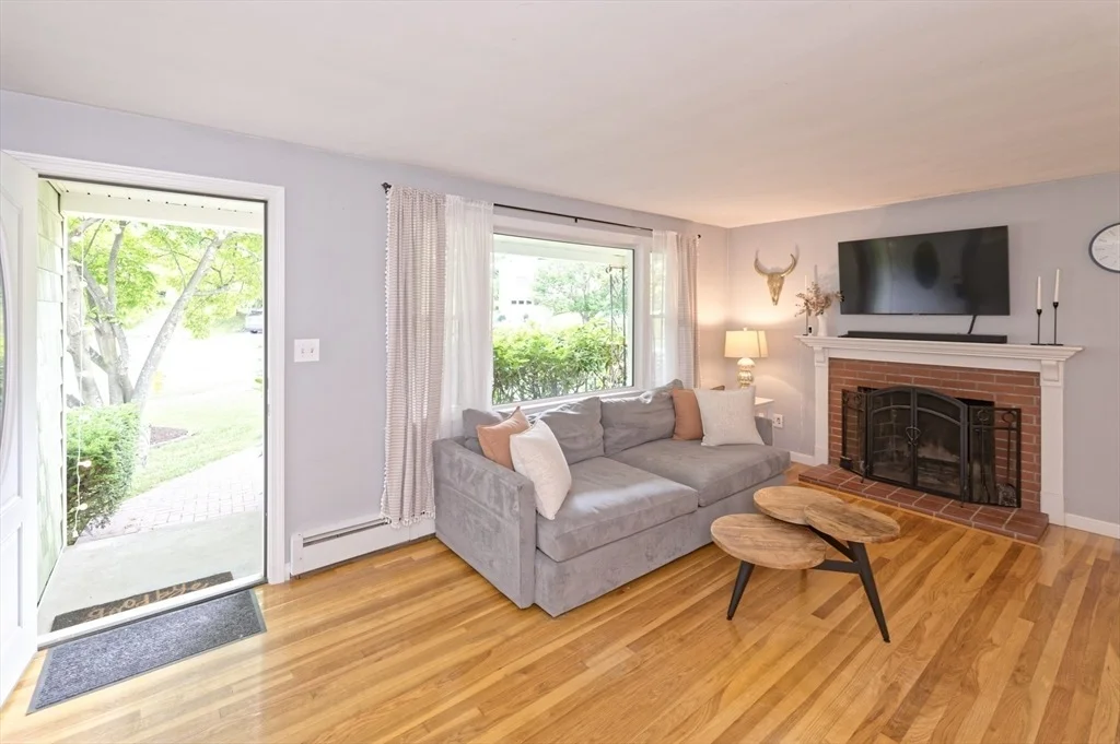 Photo of 117 Longmeadow Ave