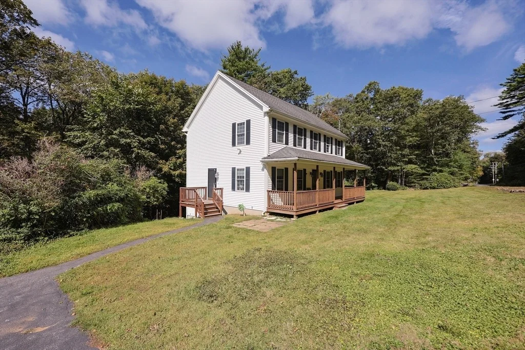 Photo of 366 Southbridge Rd