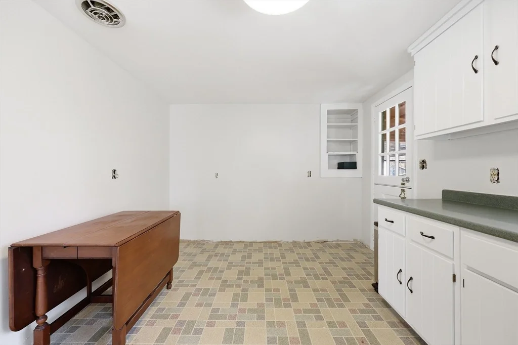 Photo of 240 Upper Rd