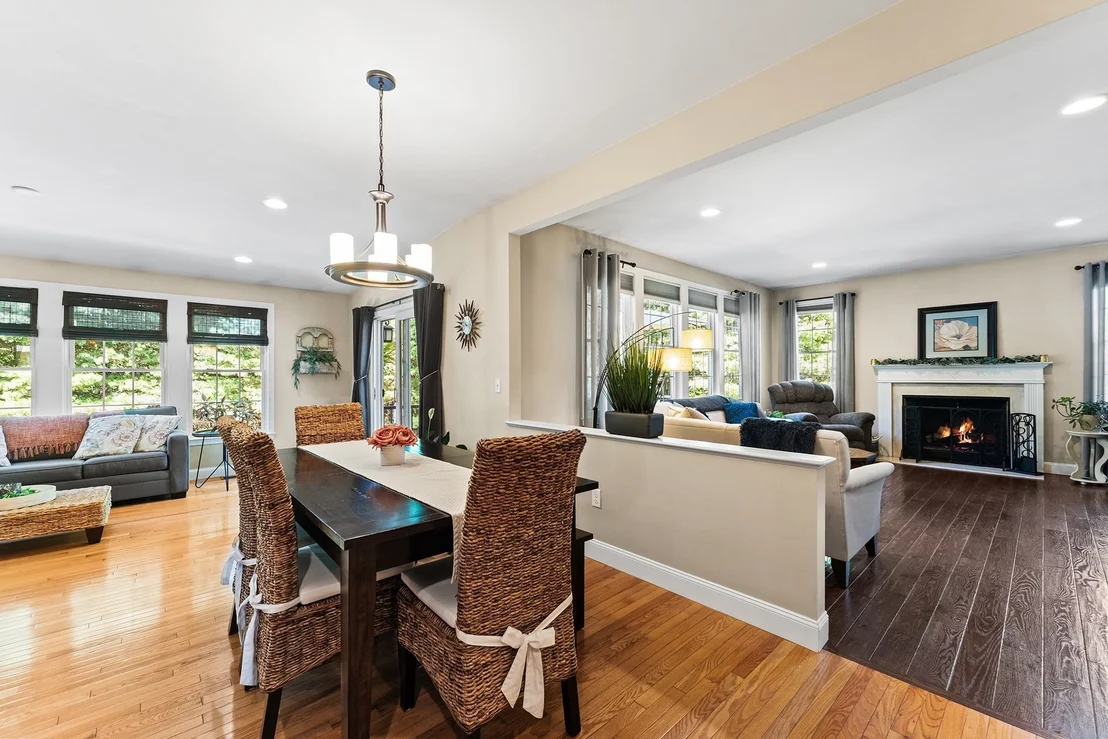 Photo of 32 Howarth Dr