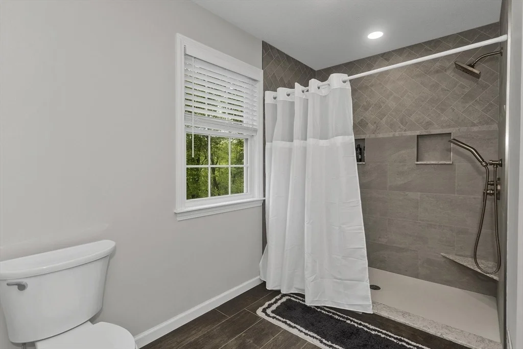Photo of 53 Highland Ln
