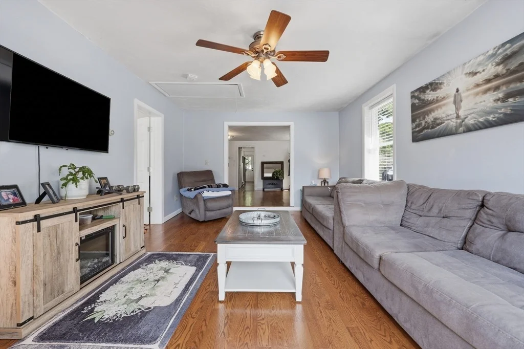 Photo of 12 Oak Lane