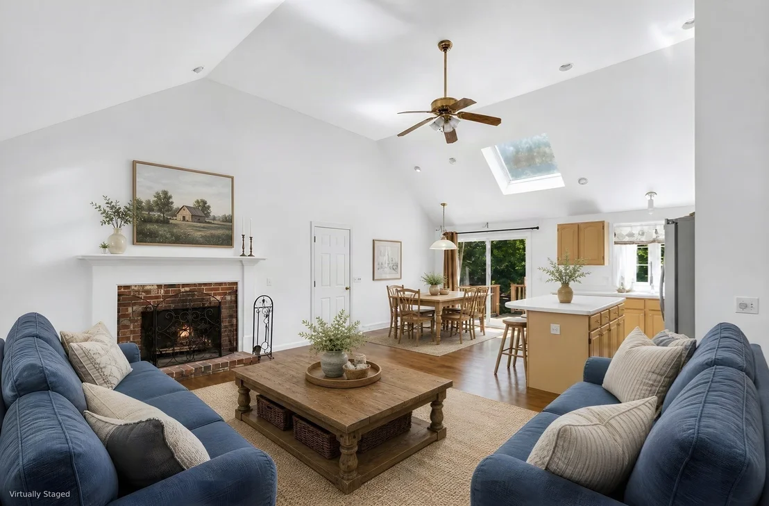 Photo of 36 Helmsman Dr