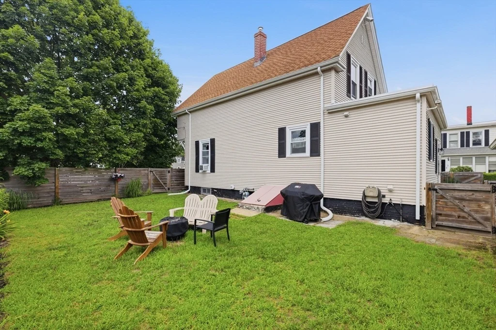 Photo of 9 Munroe St