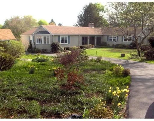 Photo of 15 Meadowbrook Road