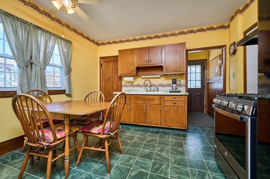 Photo of 22 Howard St.