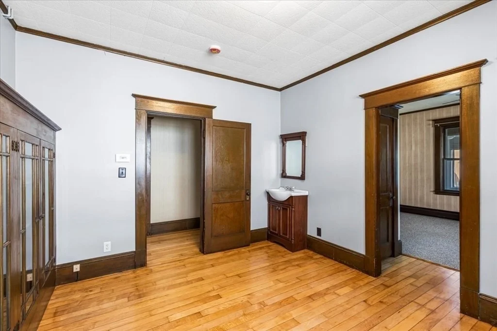 Photo of 313 Main