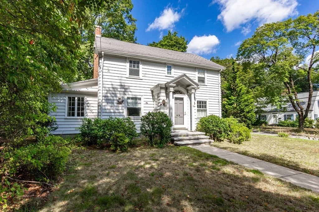 Photo of 108 Warren Rd