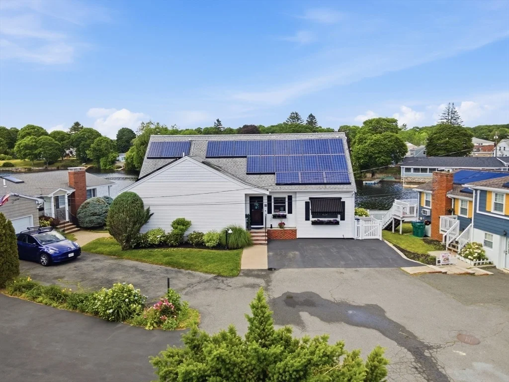 Photo of 12 Wendy Way