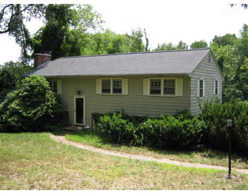 Photo of 4 Flagg Rd