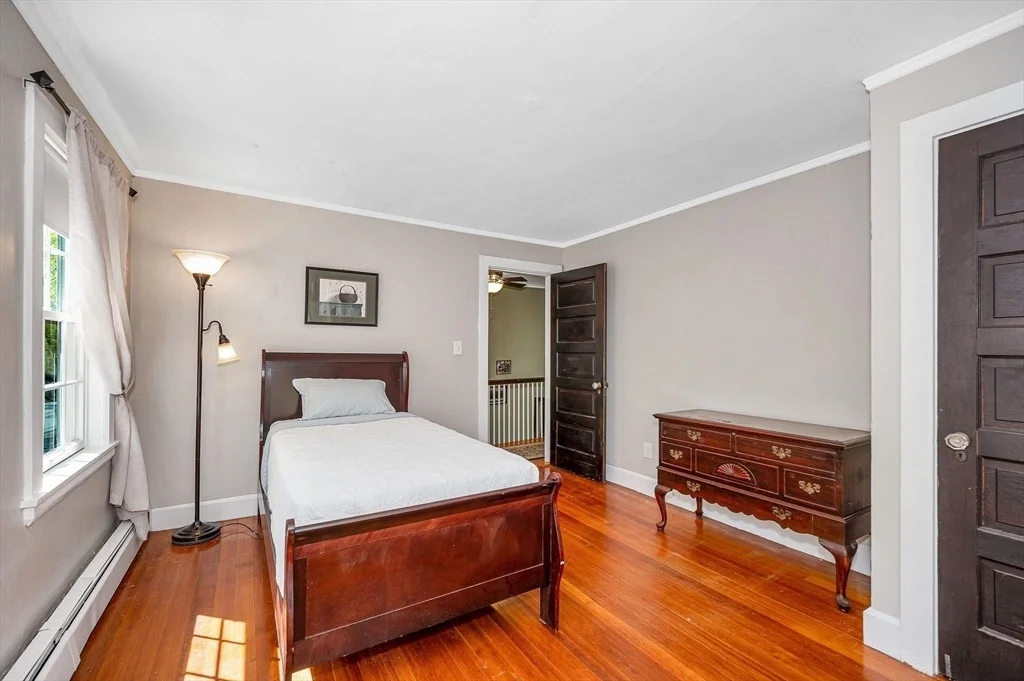 Photo of 30 Riverina Rd