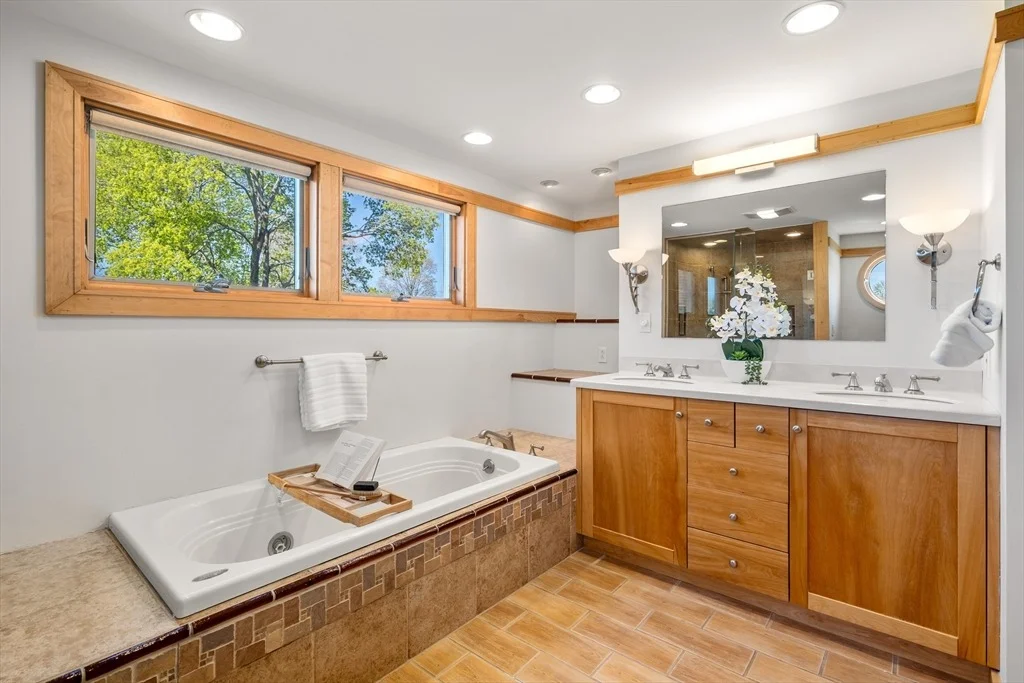 Photo of 285 Fairmount Ave