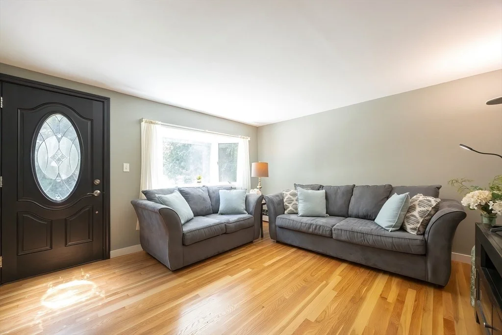 Photo of 103 Leland Rd