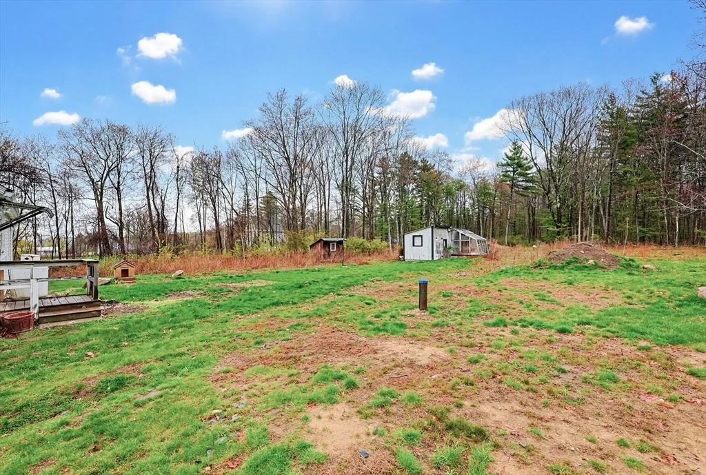 Photo of 321 Townsend Hill Rd
