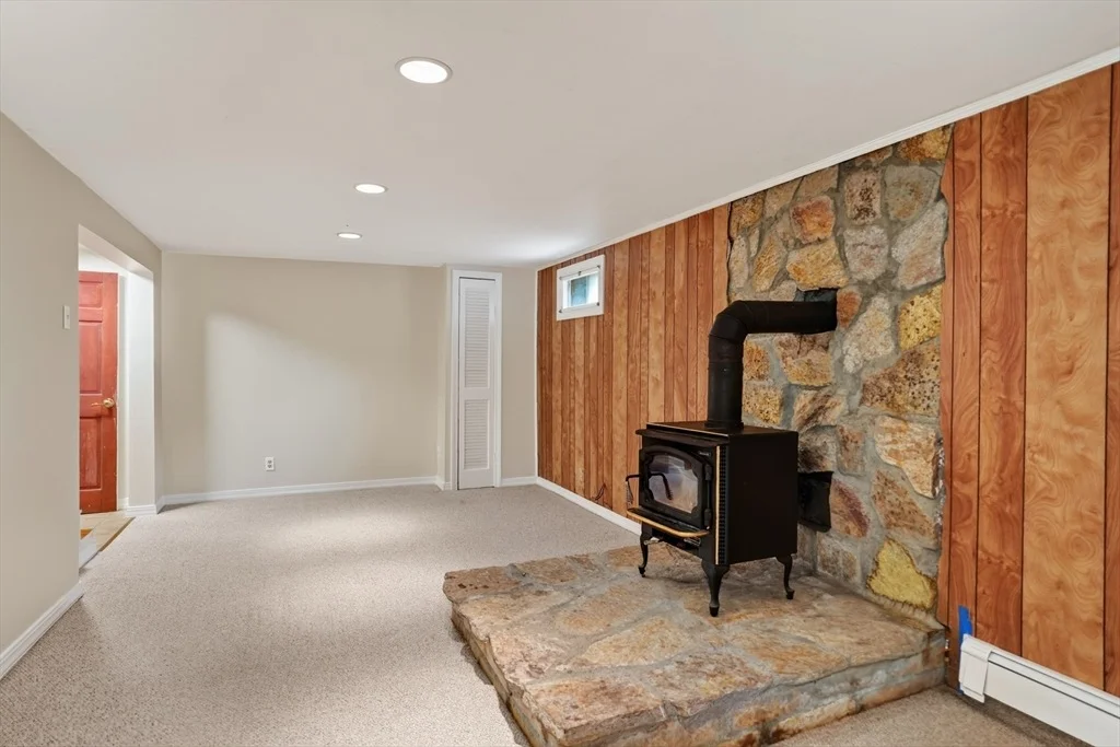 Photo of 18 Harrington Rd