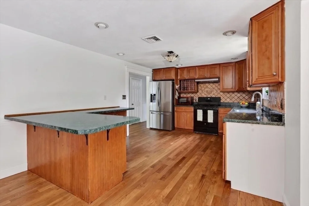 Photo of 47 Tanglewood Drive