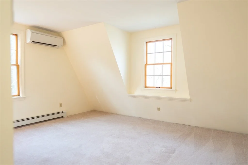 Photo of 147 Brook Trail Rd