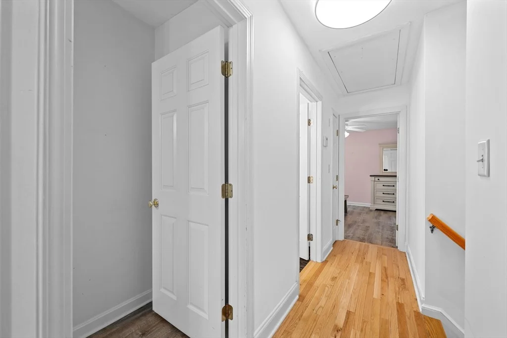 Photo of 13 Thompson Pond Rd