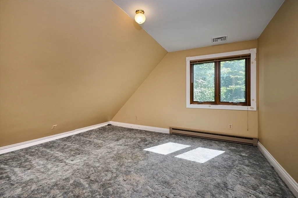 Photo of 10 Hunters Hill Cir