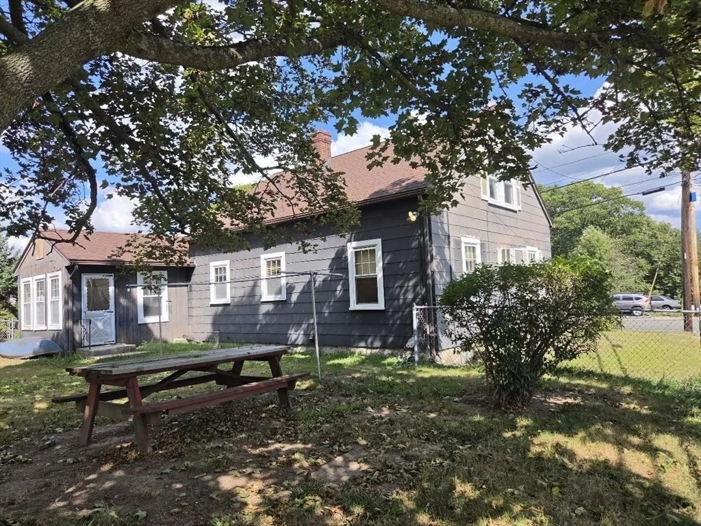 Photo of 211 Lowell Street