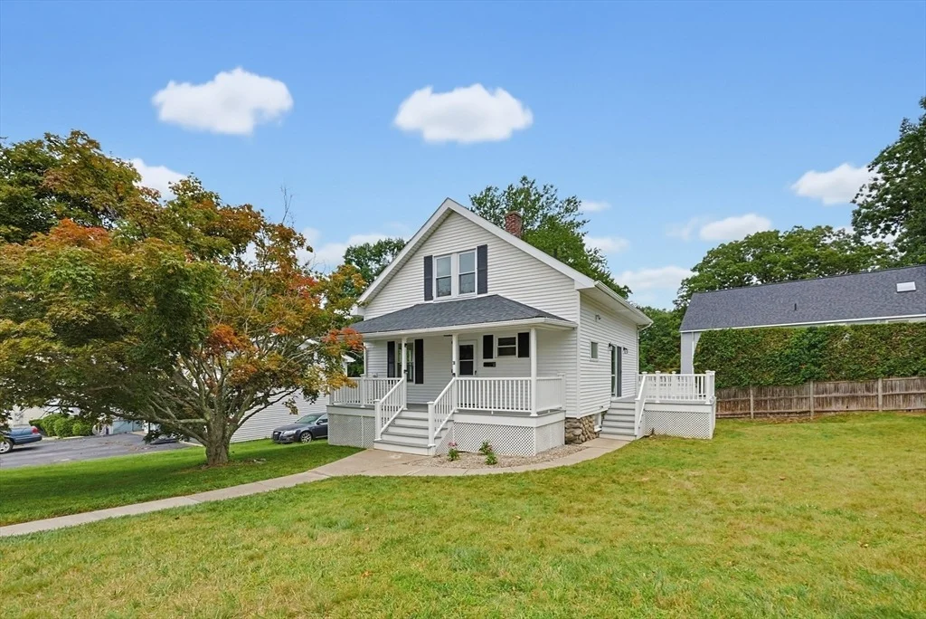 Photo of 30 Barrett Ave