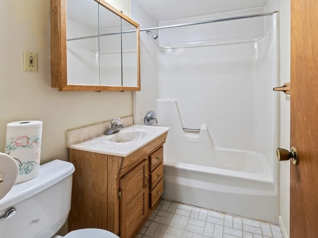 Photo of 83 Commodore Rd