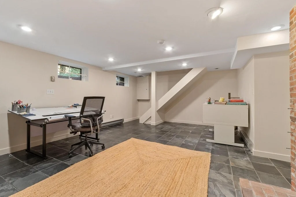 Photo of 221 Pope Rd