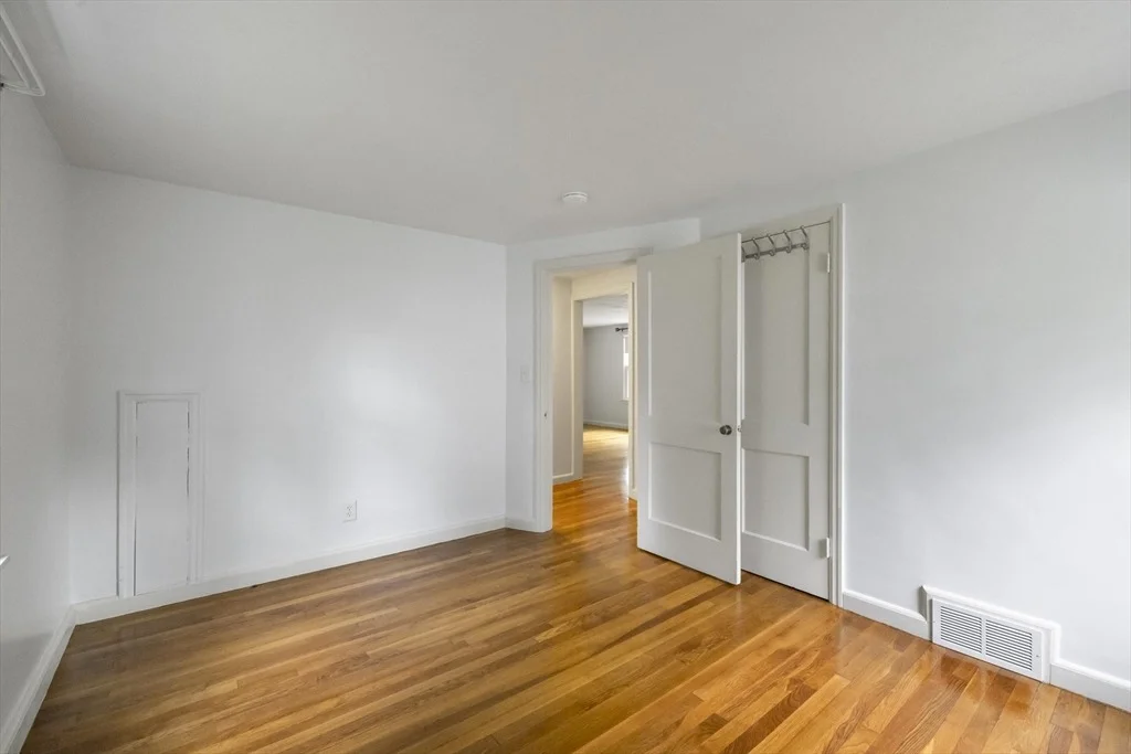 Photo of 1652 Parker St