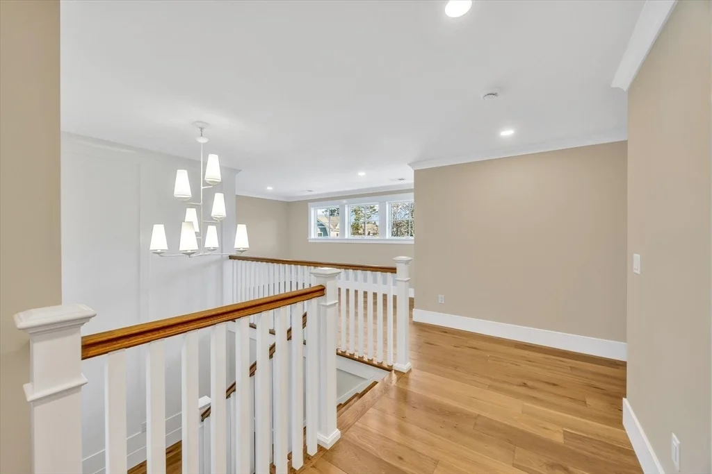Photo of 6 Willow Cir