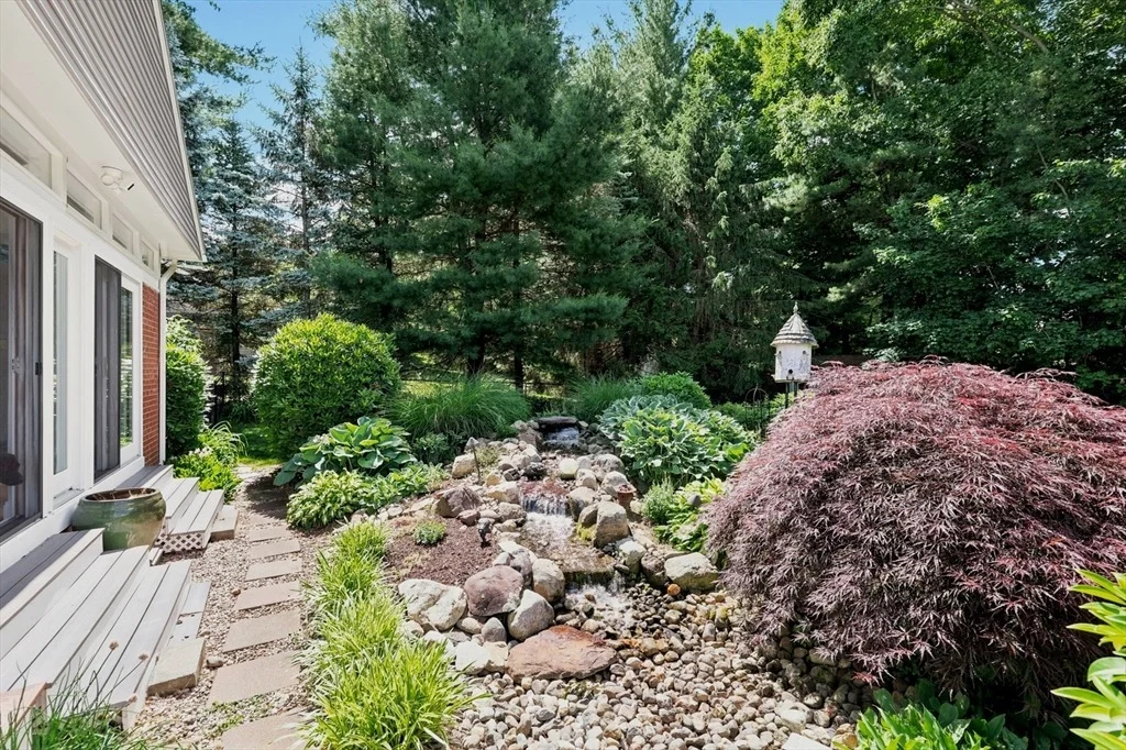 Photo of 93 Wheel Meadow Dr