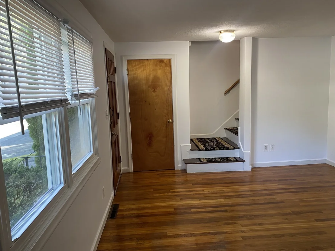 Photo of Unit 163 at 163 Maple St