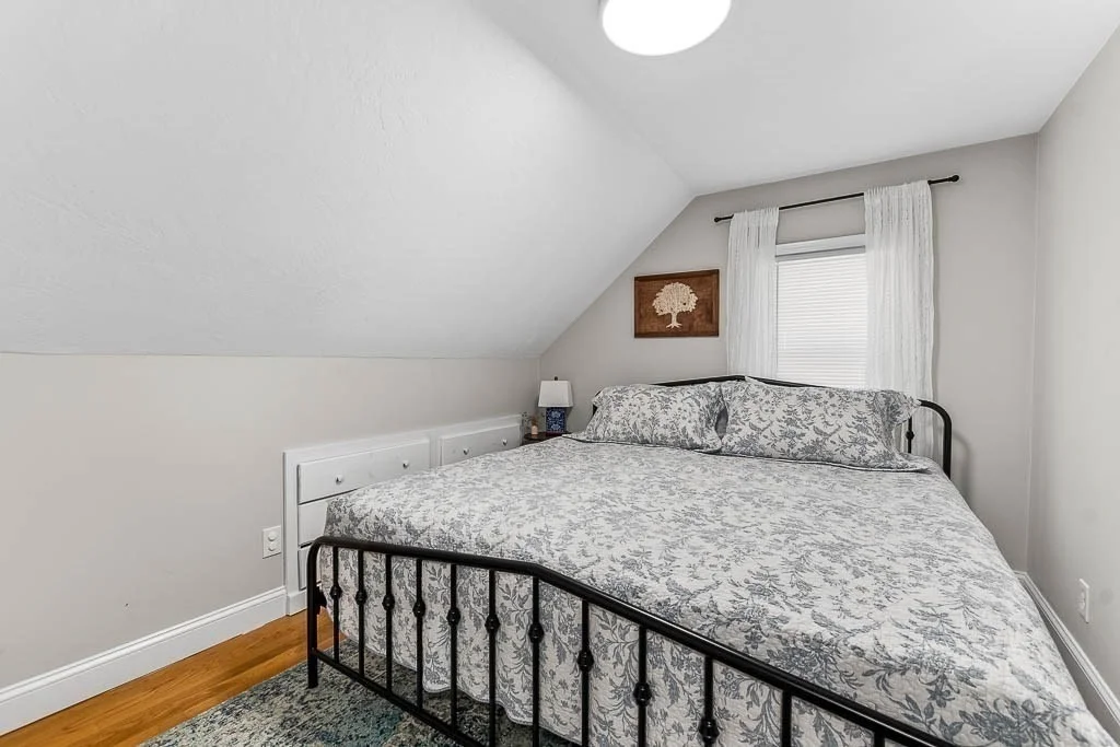 Photo of 375 Union St