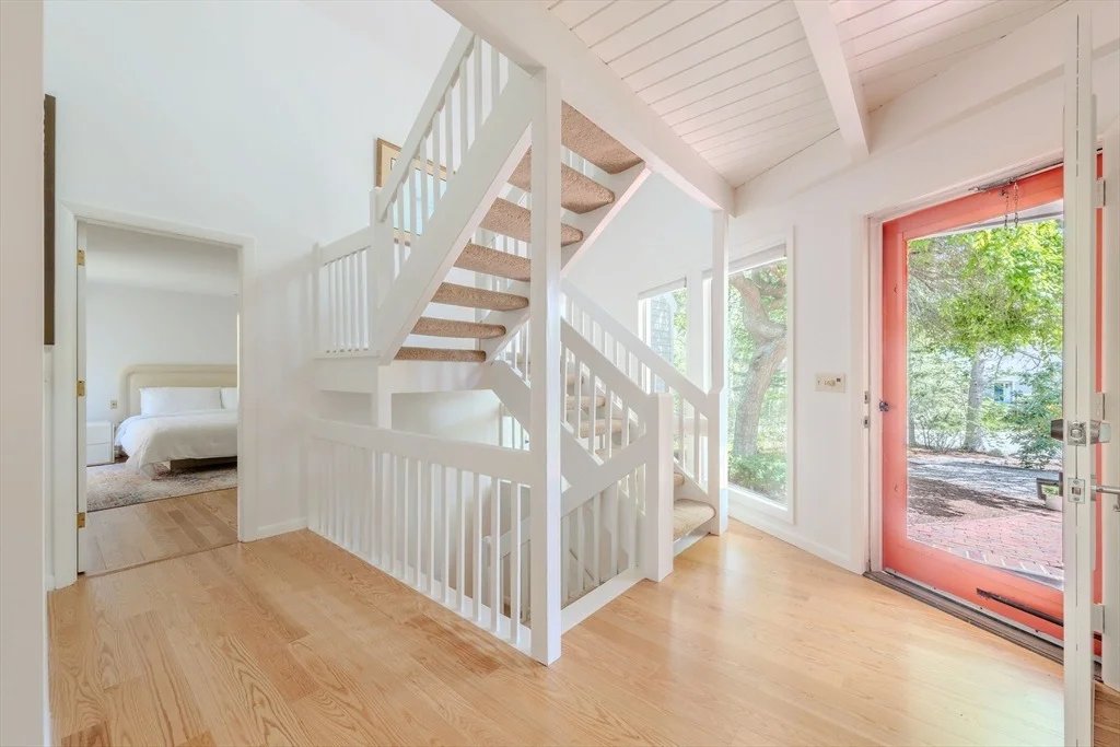 Photo of 41 Greensward Cir