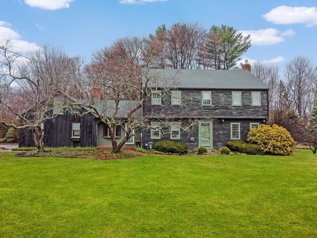 Photo of 15 Cedarcrest Lane