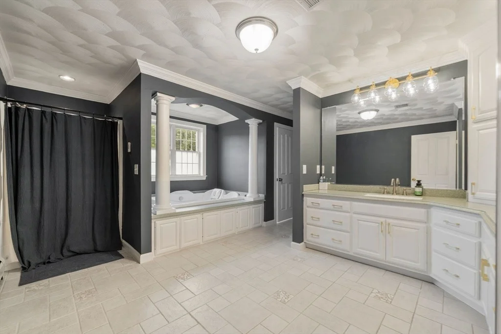Photo of 30 Michael Rd