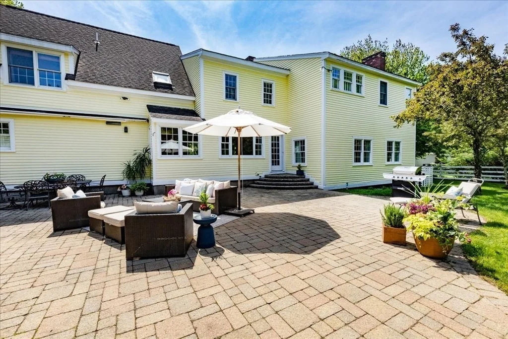 Photo of 8 Millbrook Lane