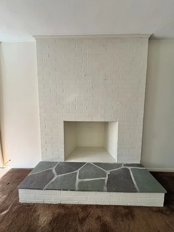 Photo of 121 West Meadowview Road