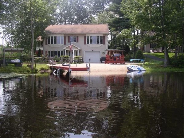 Photo of 7 & 8V Bungalow Point