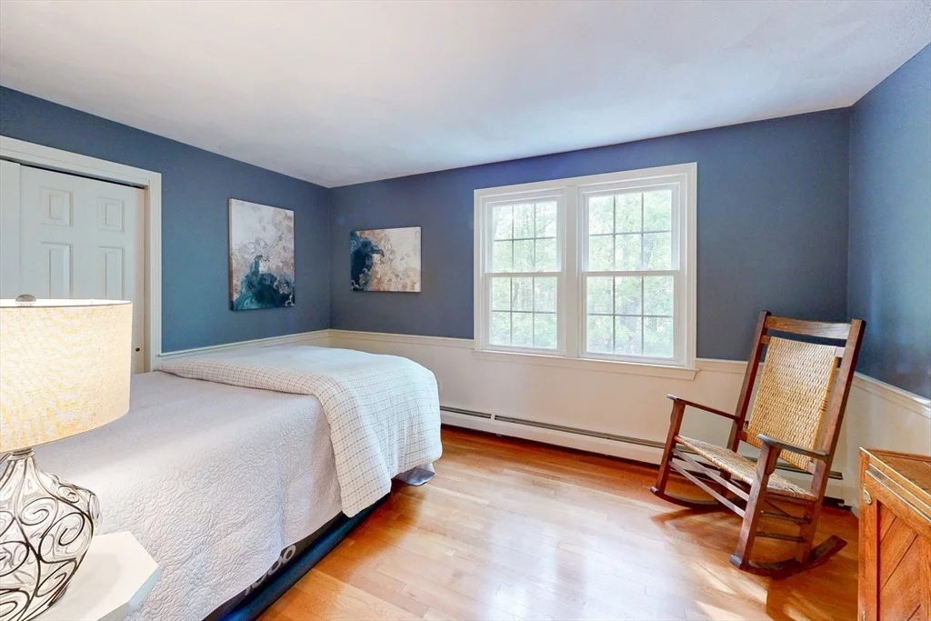 Photo of 13 Garry Dr