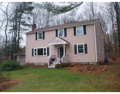 Photo of 4 Faulkner Hill Rd