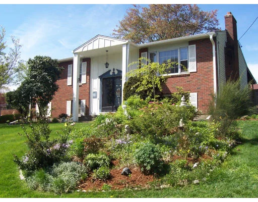 Photo of 972 Longview Drive
