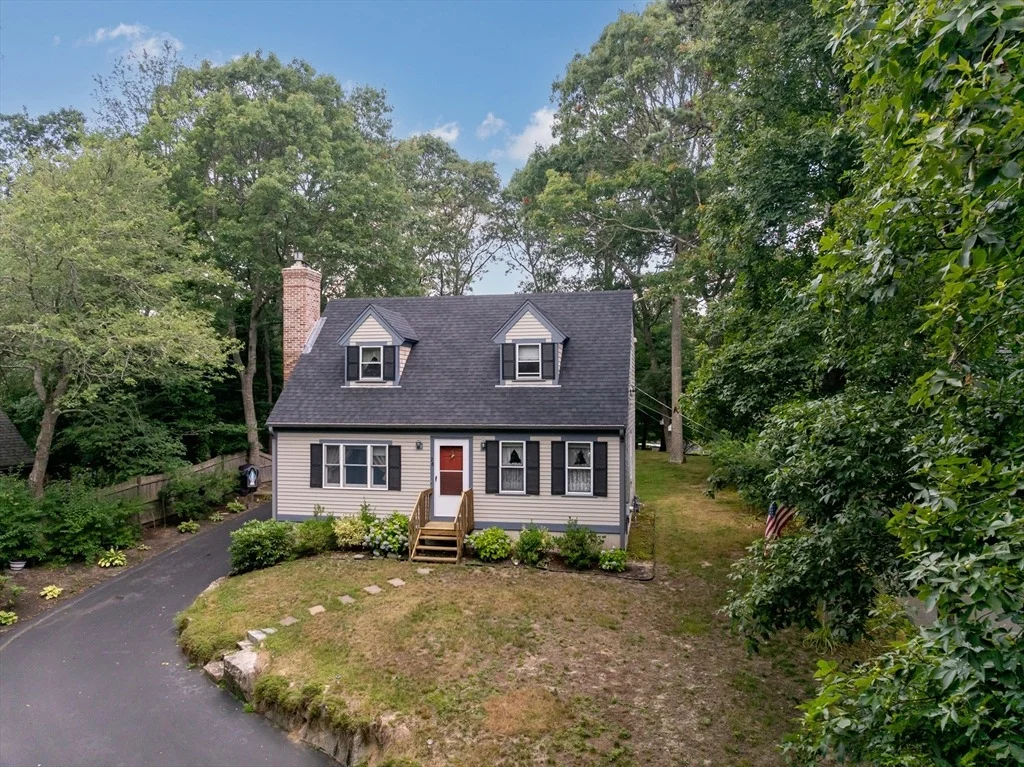 Photo of 28 Cranberry Ave