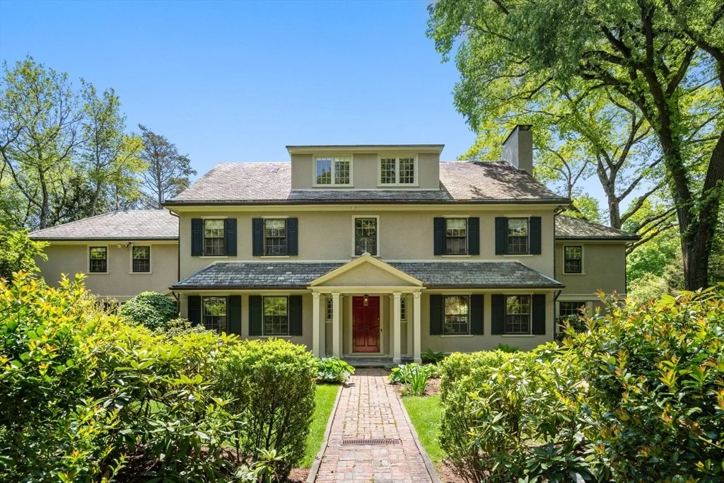 Photo of 388 Warren Street