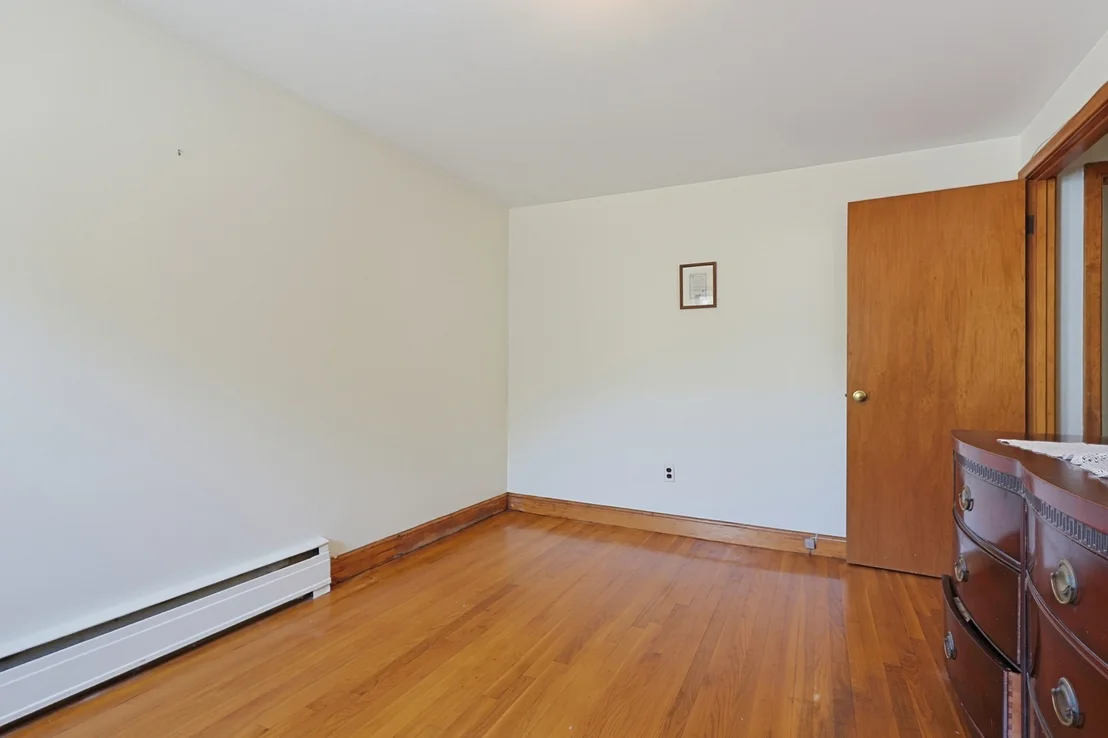 Photo of 10 Meyer St